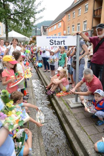 Bächlefest mit „Mini Bach na Fahrt“ am 19.07.2018